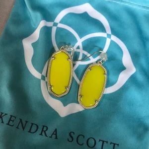 Kendra Scott Neon Elle
